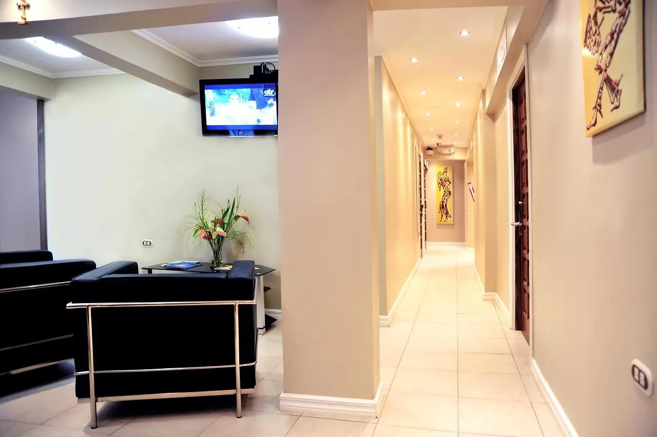 Culture Crossroads Inn Port of Spain