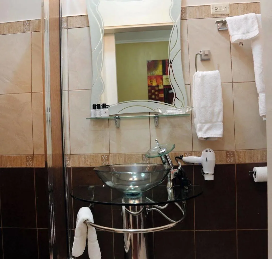 Culture Crossroads Inn Port of Spain