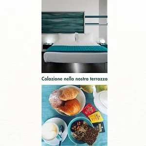 Bed & Breakfast Nautilus Design ***