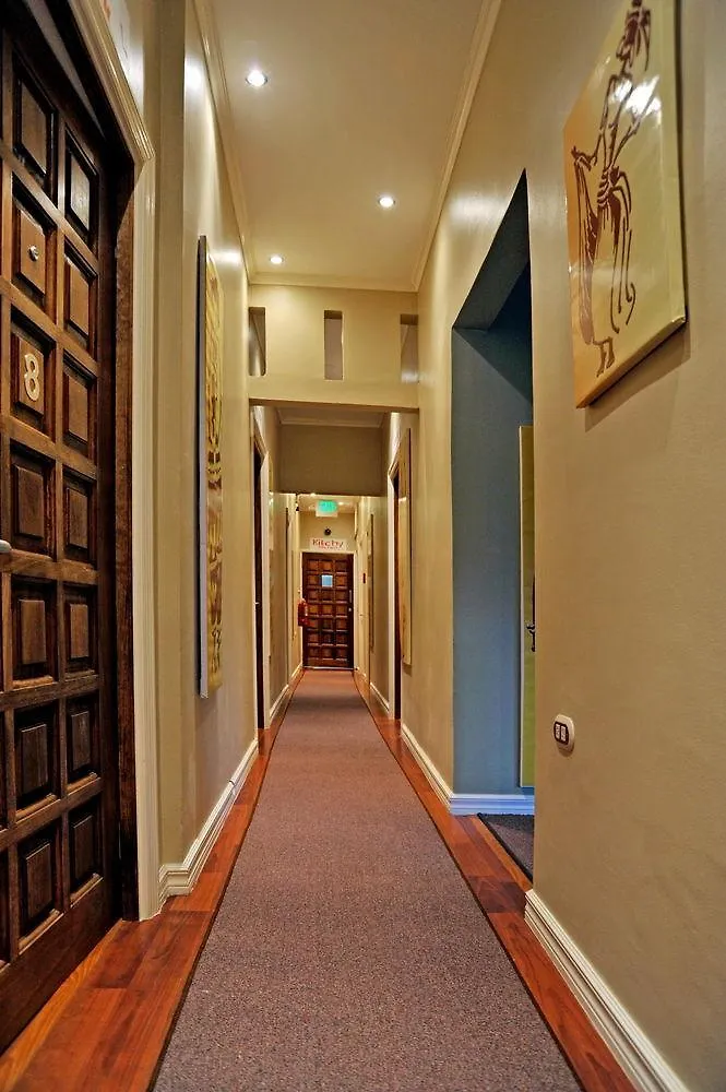 Culture Crossroads Inn Port of Spain