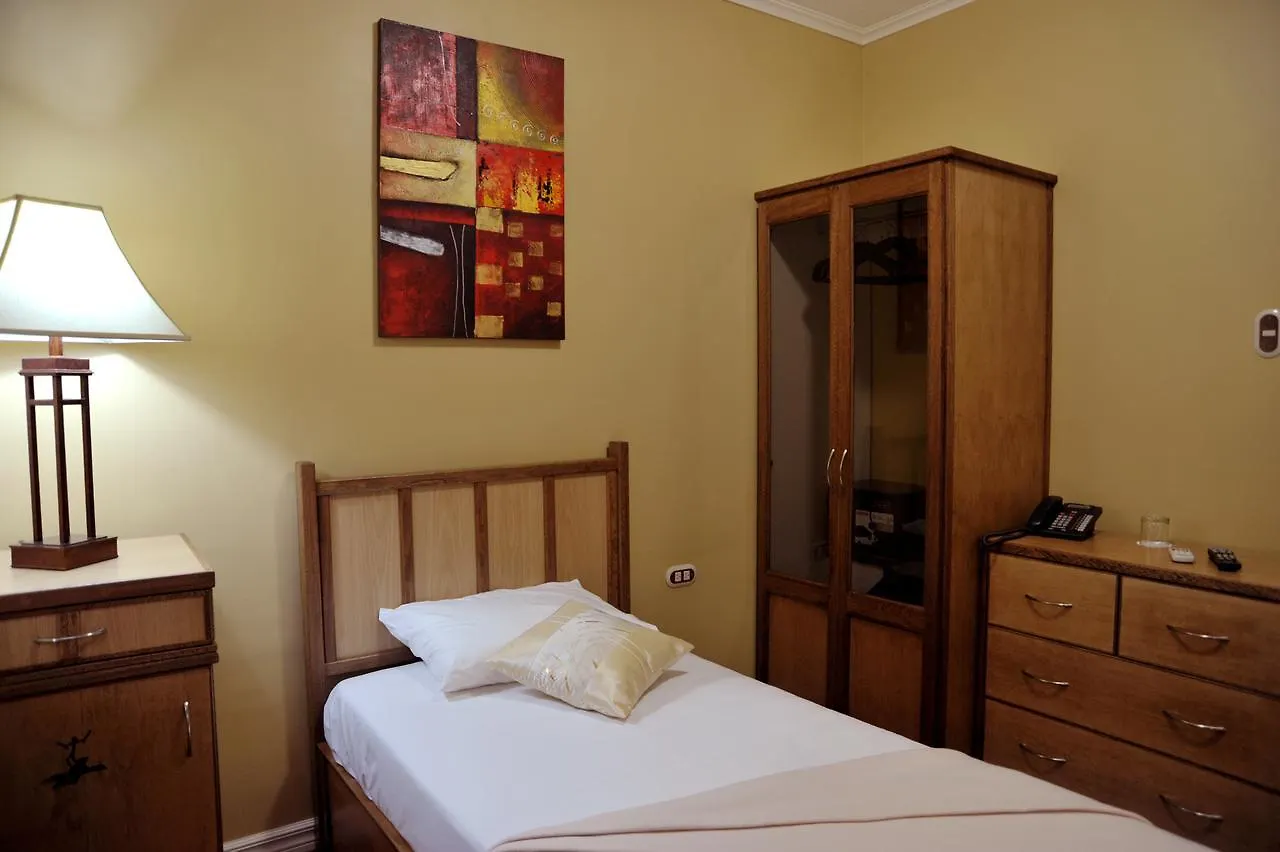 Culture Crossroads Inn Port of Spain